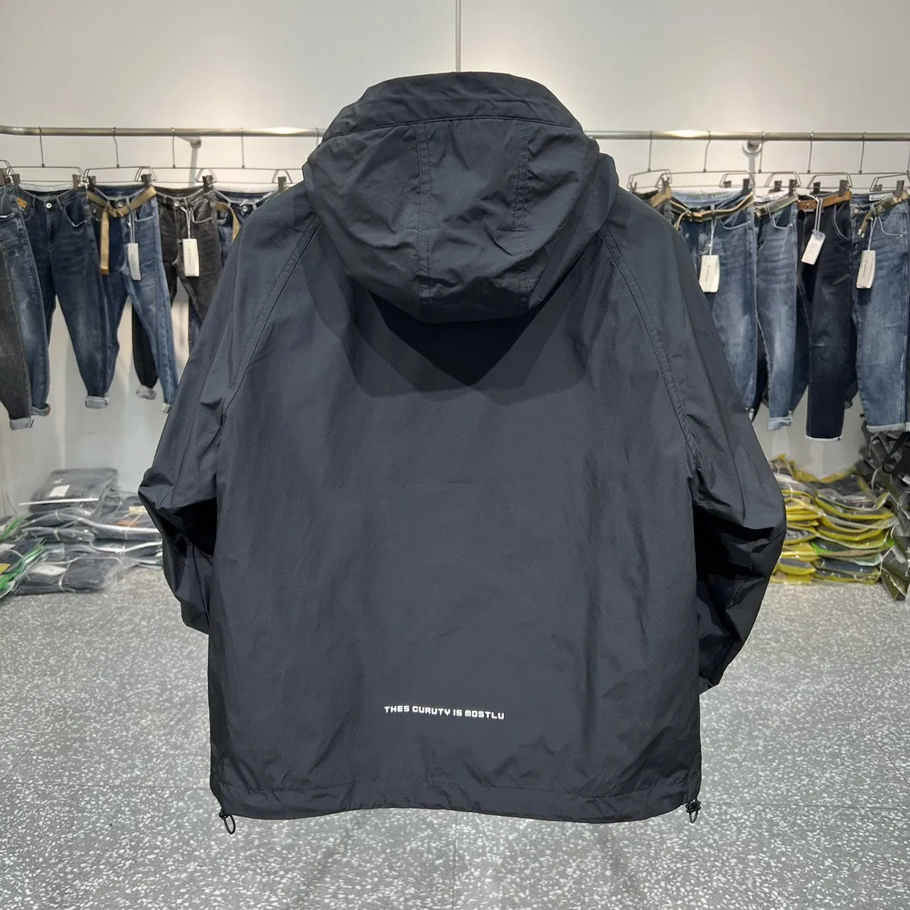 Tom - CargoTrek Hooded Anorak