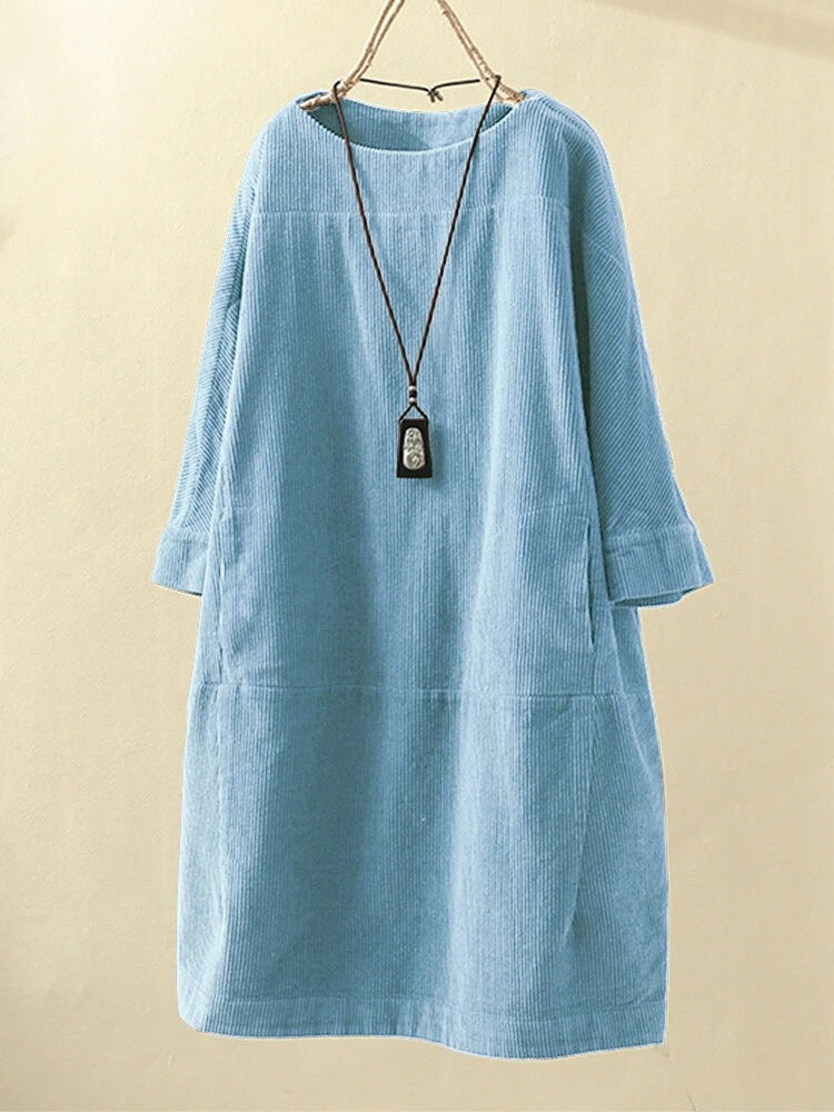 Noa - Warm and comfortable corduroy dress