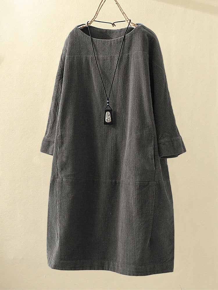 Noa - Warm and comfortable corduroy dress