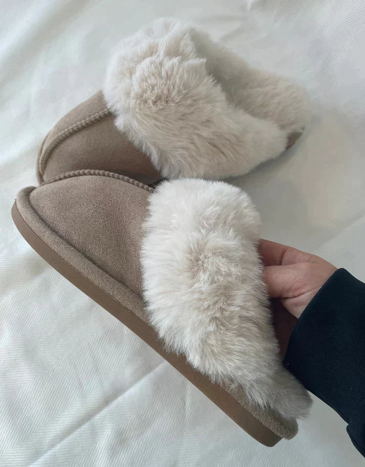 Karla - Beige teddy bear shoes