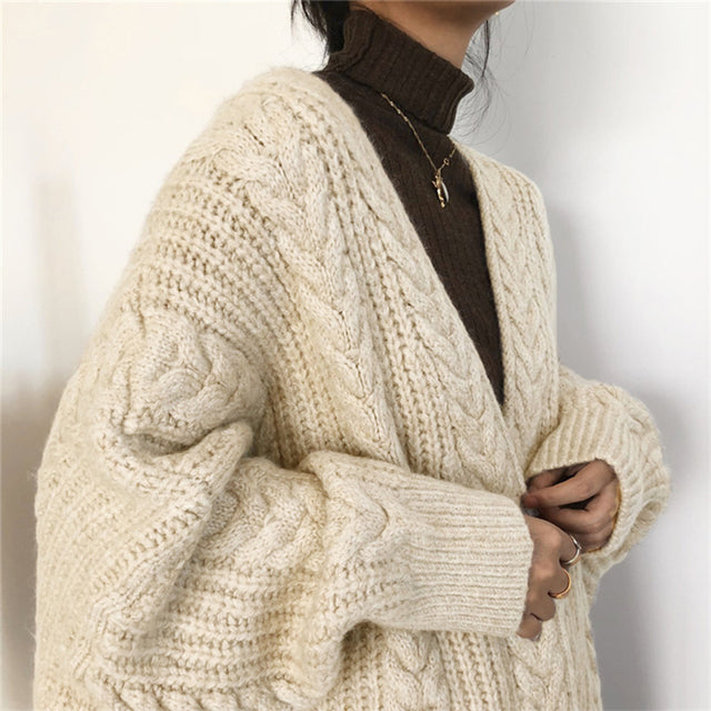 Raneth - Cozy and Comfortable Cardigan