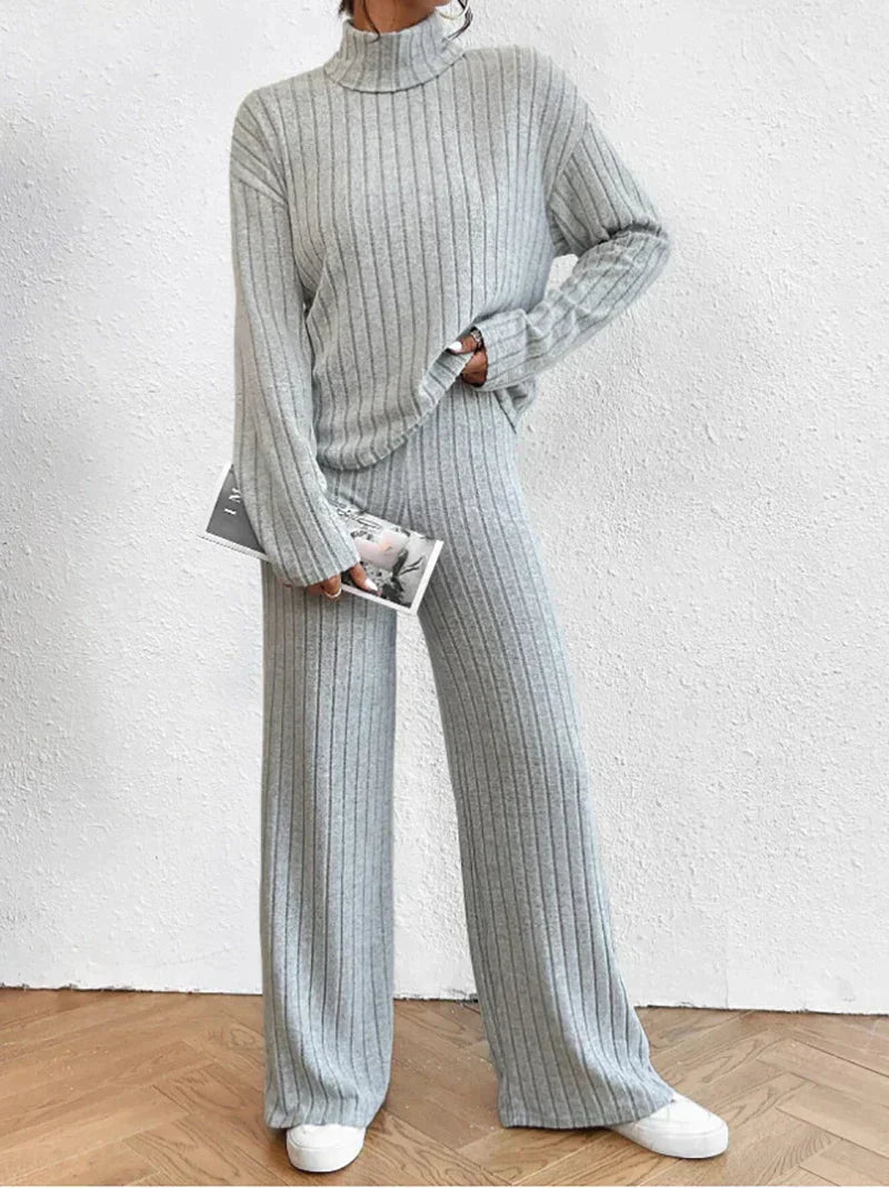 Dayana Set - Turtleneck Jumper and Knitted Trousers