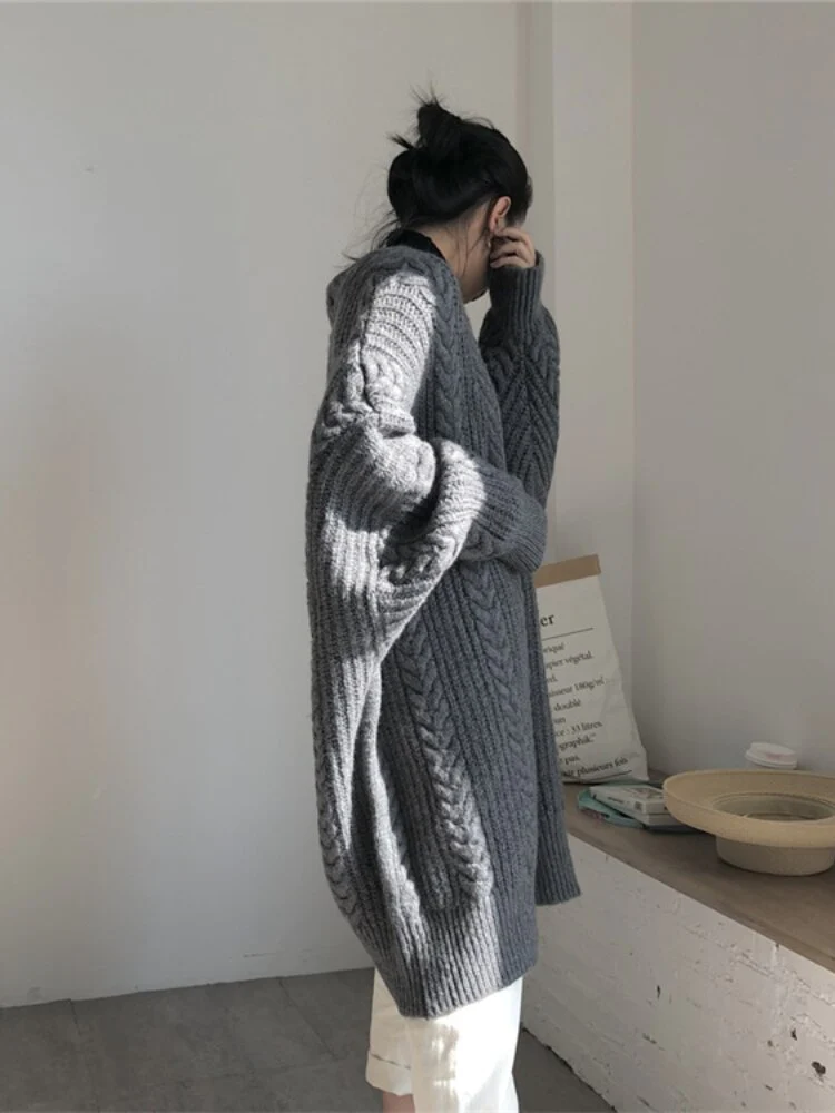 Raneth - Cozy and Comfortable Cardigan