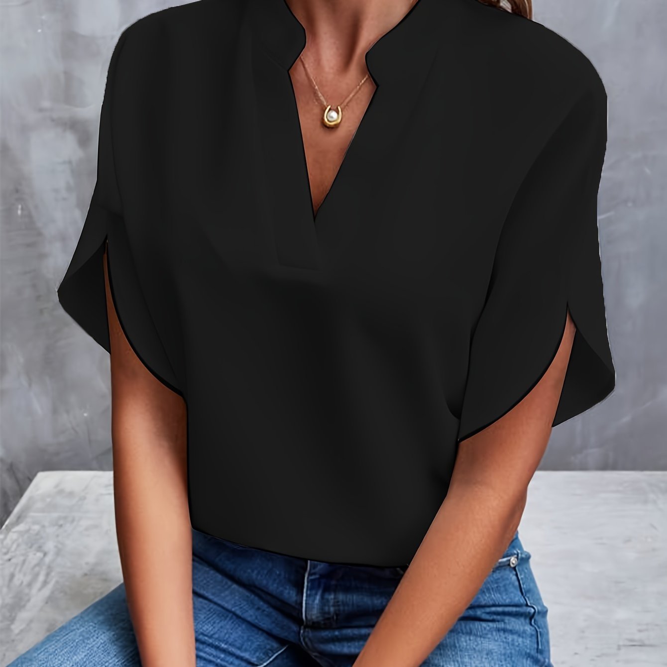 Stella - Elegant Lightweight Blouse 