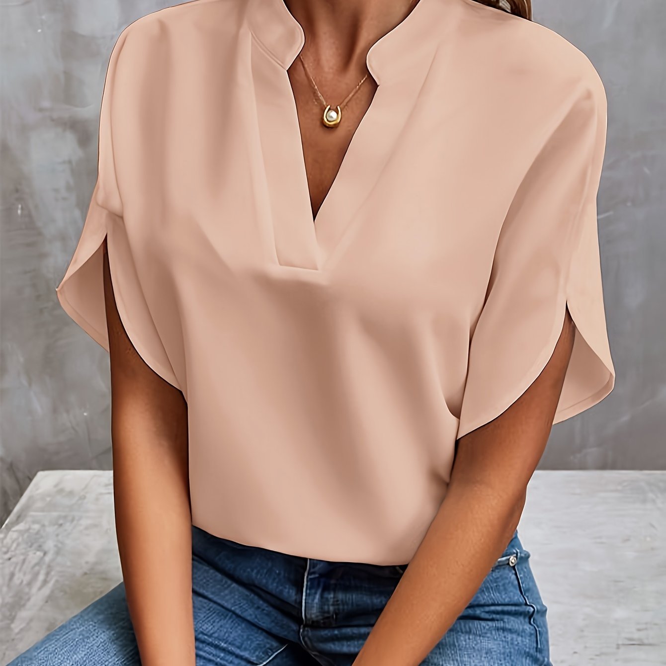 Stella - Elegant Lightweight Blouse 