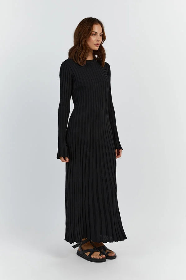 Crew Neck Sleeved Knit Midi Dress 