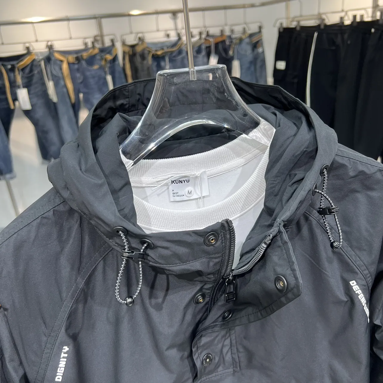 Tom - CargoTrek Anorak