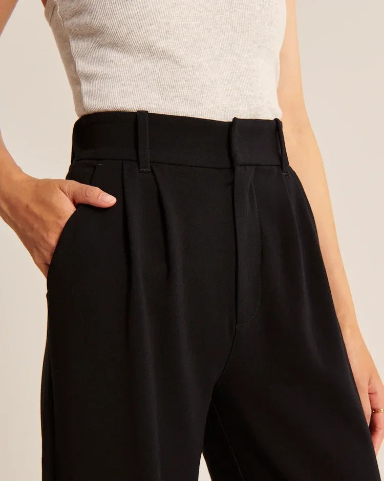 Black Wide Legged Trousers 