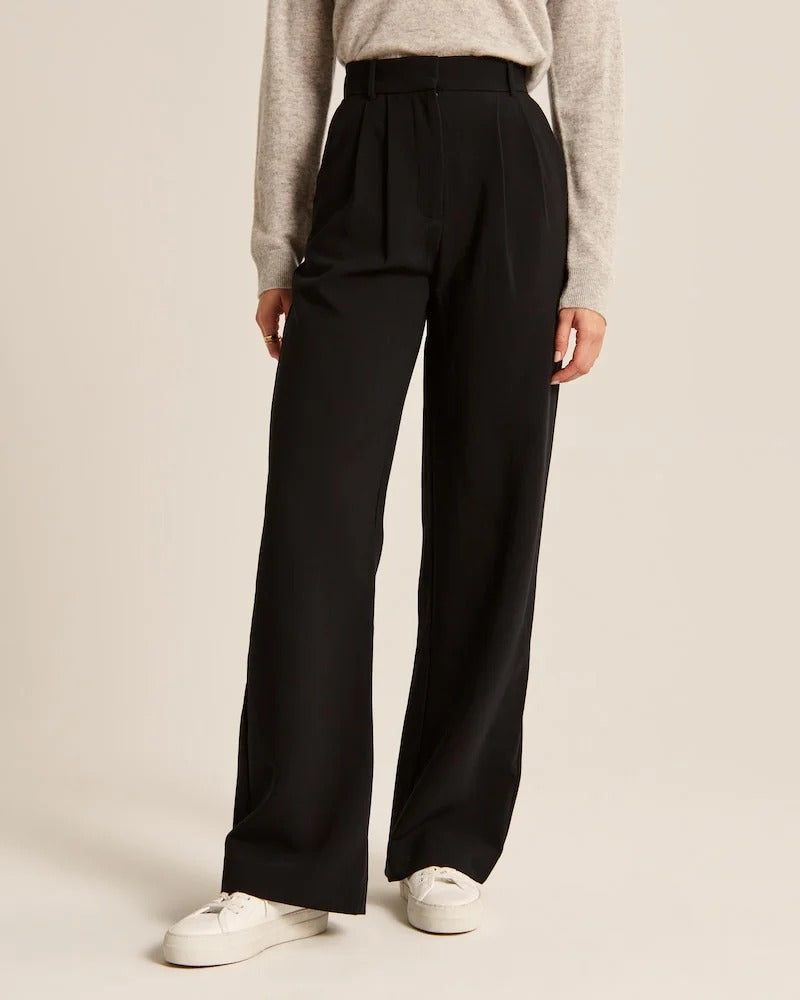 Black Wide Legged Trousers 