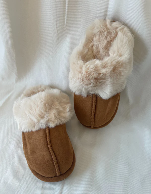 Karla - Beige teddy bear shoes