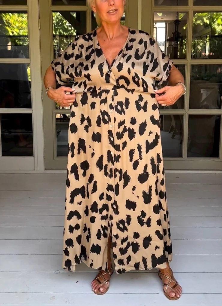 Wild leopard v-neck maxi dress